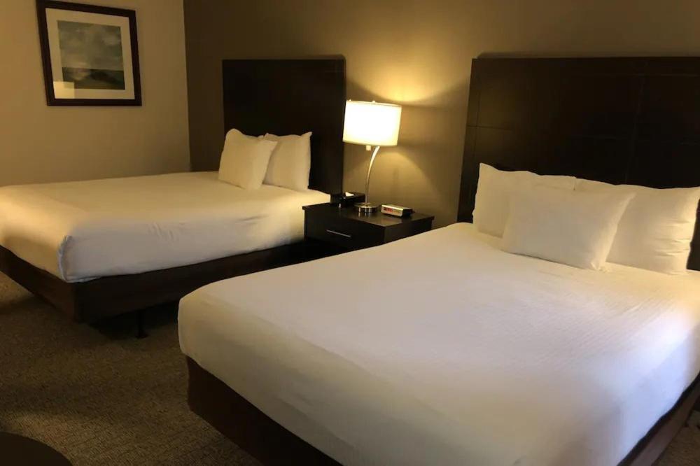 Travelodge By Wyndham Lindsay Extérieur photo
