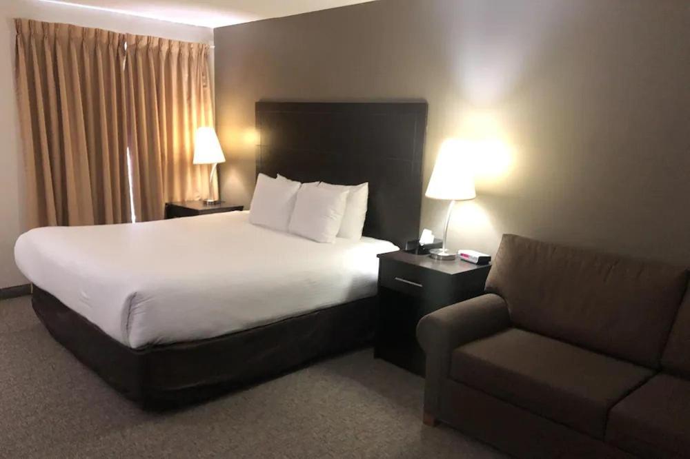 Travelodge By Wyndham Lindsay Extérieur photo